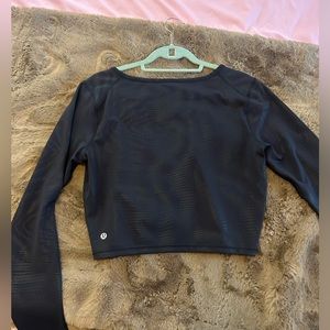 Lululemon top